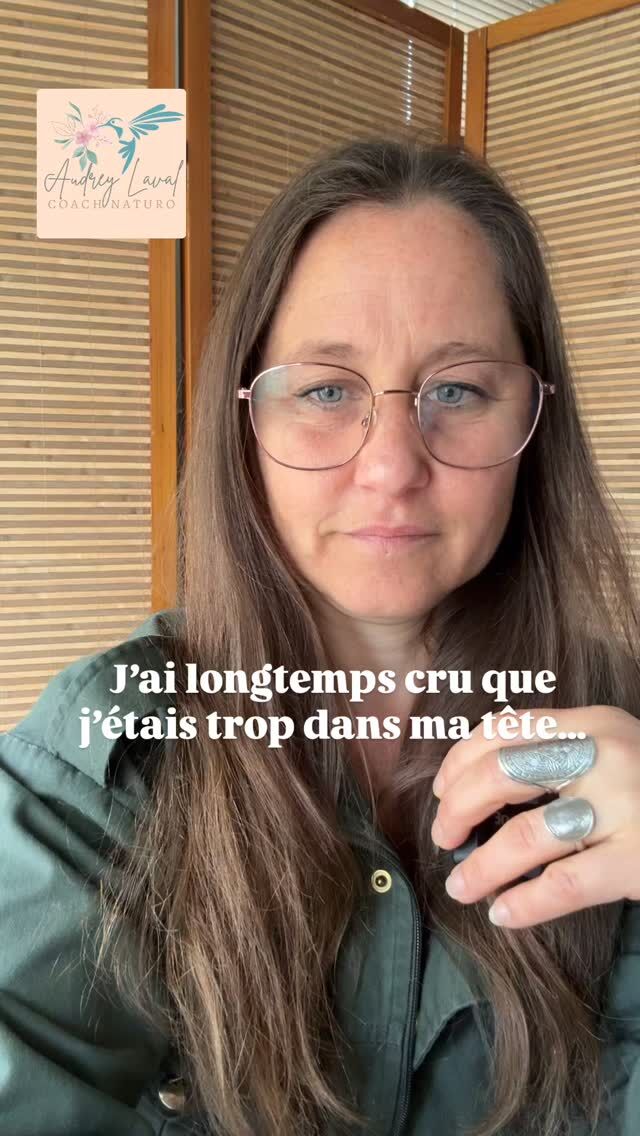 J’ai mis du temps à comprendre ça 
Et surtout à arrêter de croire que j’étais « trop »
Trop dans ma tête, trop lente, trop exigeante…
C’est juste que j’essayais de faire les choses autrement 
Du coup aujourd’hui, j’apprends à m’écouter vraiment 
Et forcément ça change ! 

Si ça te parle, écris « HD » et on en parle en MP